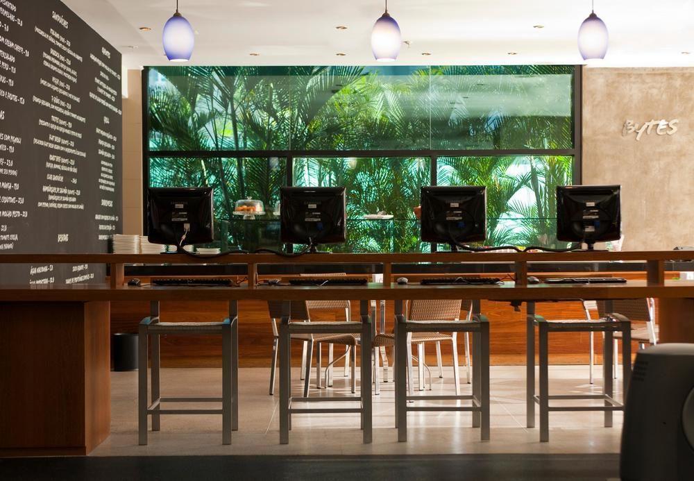 Renaissance Sao Paulo Hotel Eksteriør bilde Internet Lounge