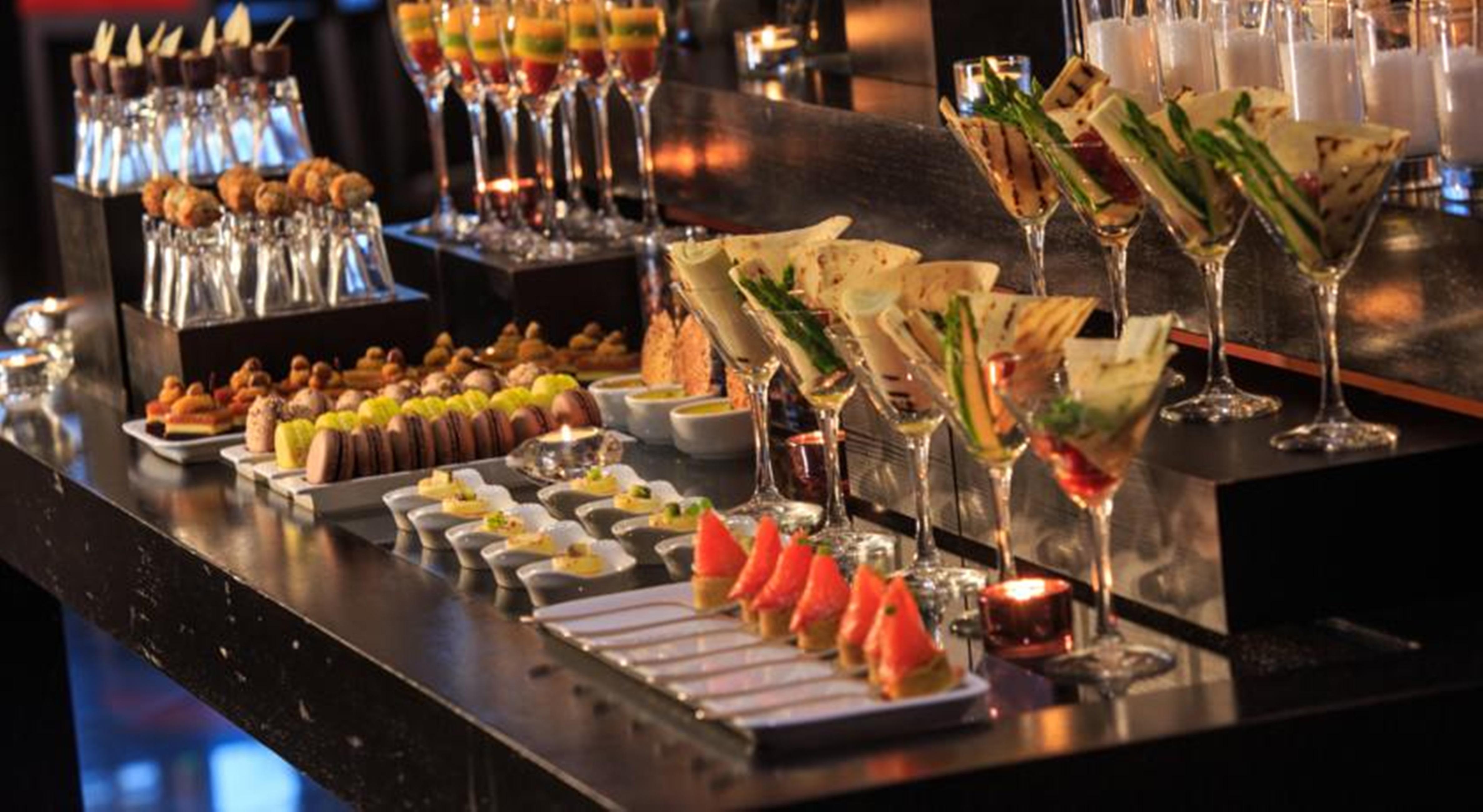Renaissance Sao Paulo Hotel Eksteriør bilde A selection of canapés